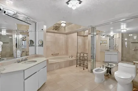 5757 Collins Avenue Miami Beach FL 33140