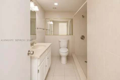 1975 W 44th Place Hialeah FL 33012