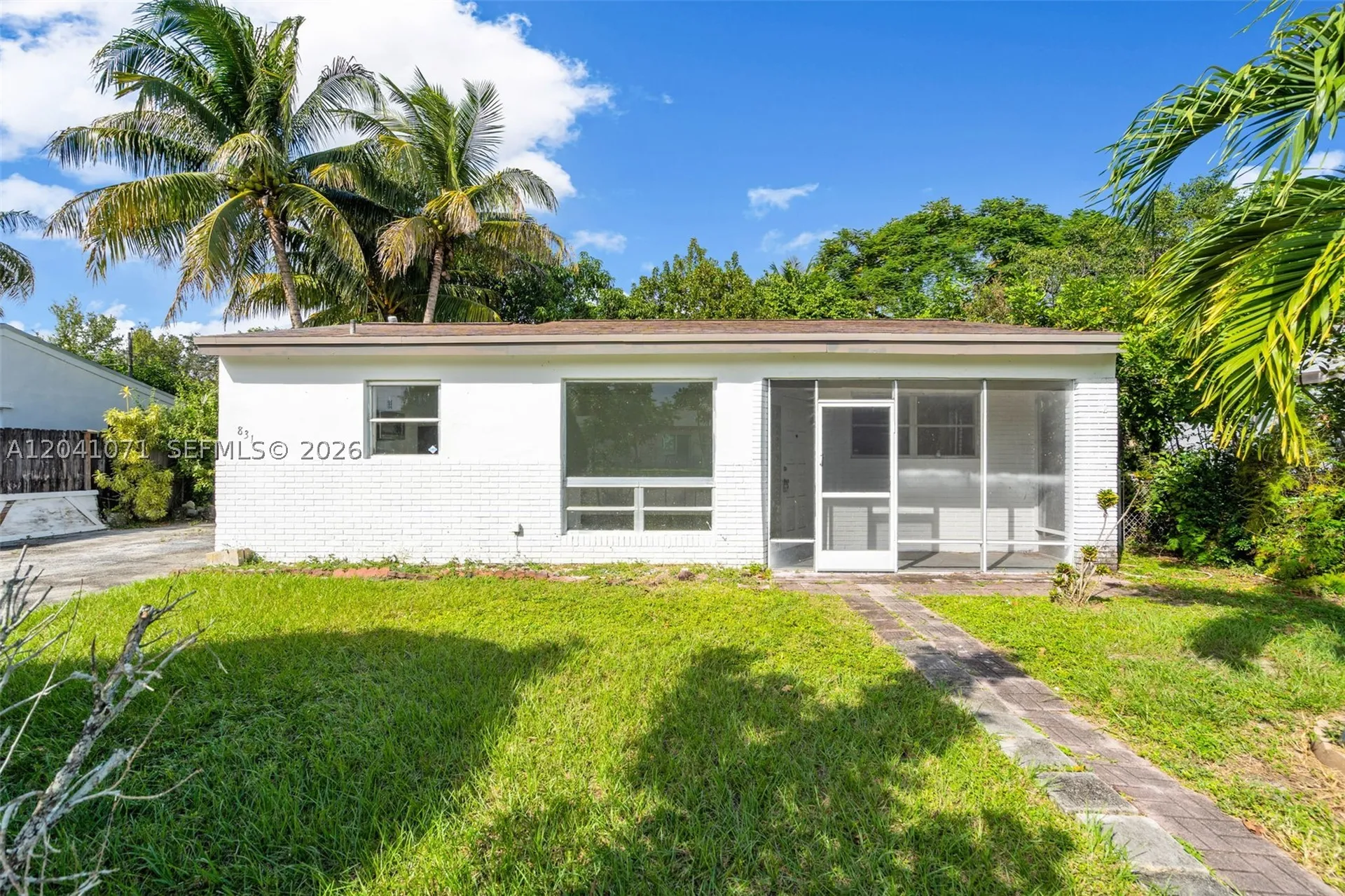6831 Greene Street Hollywood FL 33024