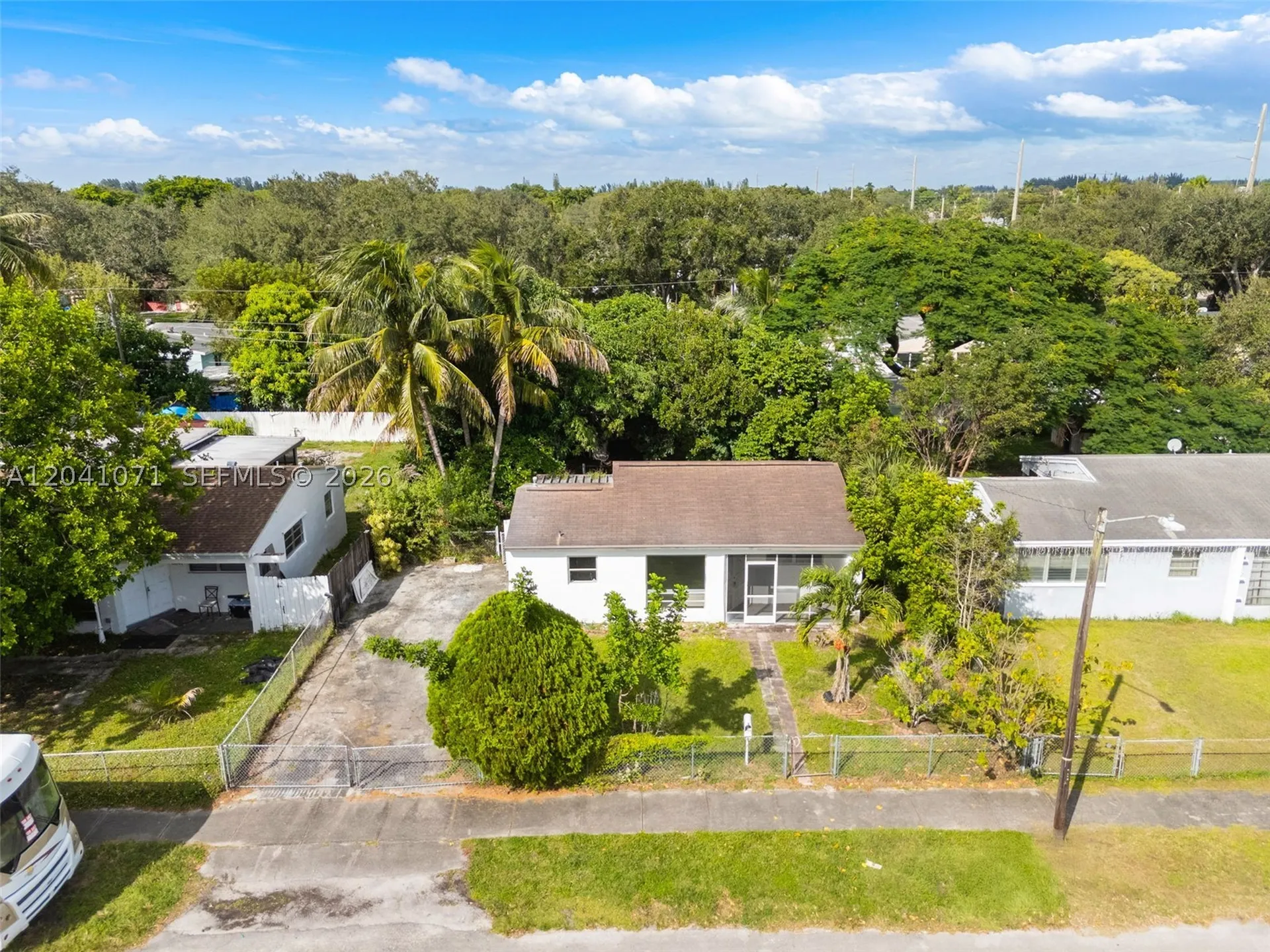 6831 Greene Street Hollywood FL 33024