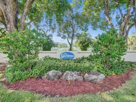 703 Gardens Drive Pompano Beach FL 33069