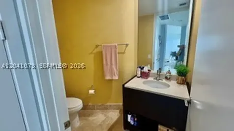 18201 E Collins Avenue Sunny Isles Beach FL 33160
