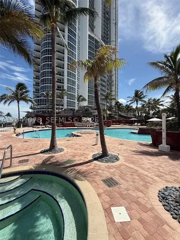 18201 E Collins Avenue Sunny Isles Beach FL 33160
