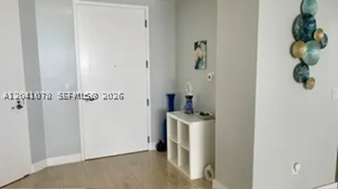 18201 E Collins Avenue Sunny Isles Beach FL 33160
