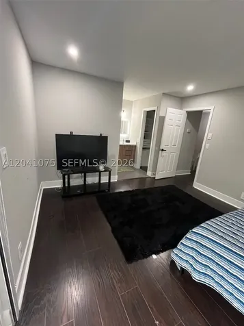 1610 SW 120th Avenue Pembroke Pines FL 33025