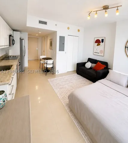 185 SW 7th Street Miami FL 33130