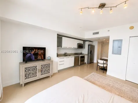 185 SW 7th Street Miami FL 33130
