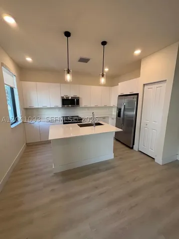 4281 NW 83rd Avenue Doral FL 33166