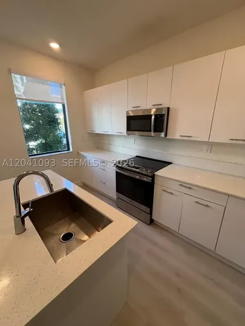 4281 NW 83rd Avenue Doral FL 33166