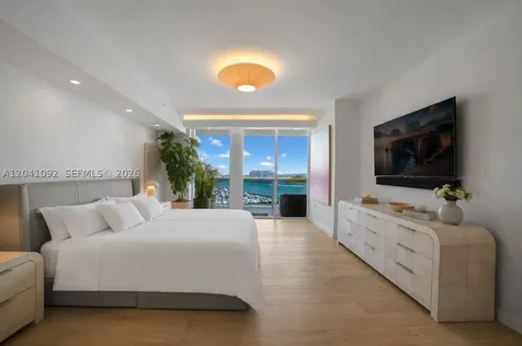 400 Alton Road Miami Beach FL 33139