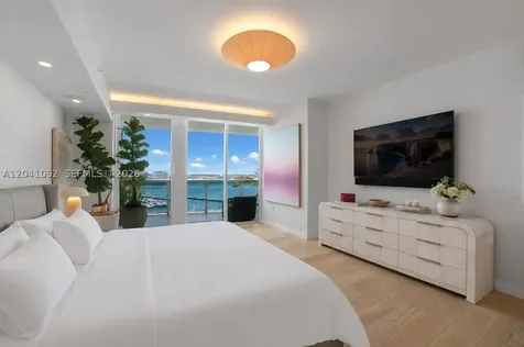 400 Alton Road Miami Beach FL 33139