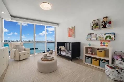 400 Alton Road Miami Beach FL 33139