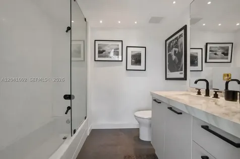 400 Alton Road Miami Beach FL 33139