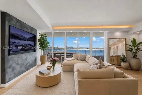 400 Alton Road Miami Beach FL 33139