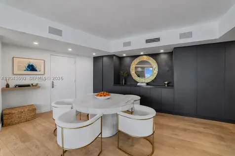 400 Alton Road Miami Beach FL 33139