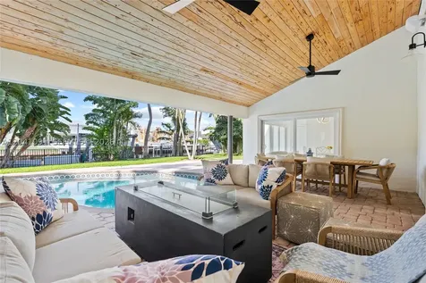 18 Eleuthera Drive Ocean Ridge FL 33435