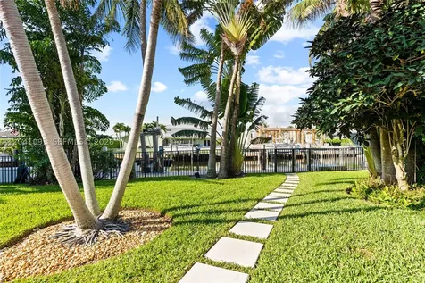 18 Eleuthera Drive Ocean Ridge FL 33435