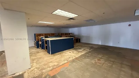 7121 S Us Hwy 1 Highway Port St. Lucie FL 34950