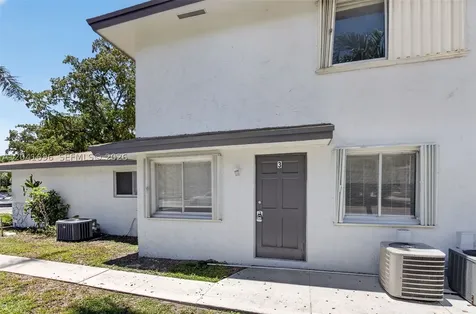 2107 Catherine Dr Drive Delray Beach FL 33445