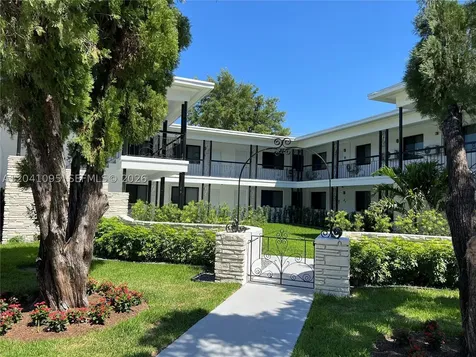 711 Beacom Boulevard Miami FL 33135