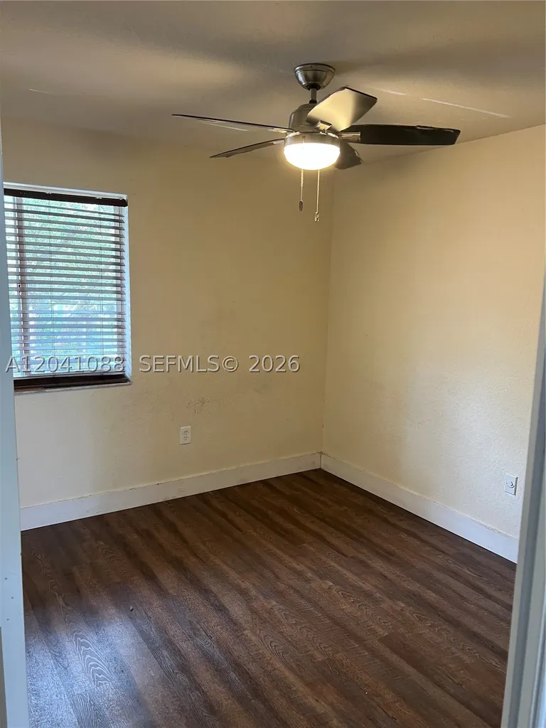 183 Hidden Ct Road Hollywood FL 33023