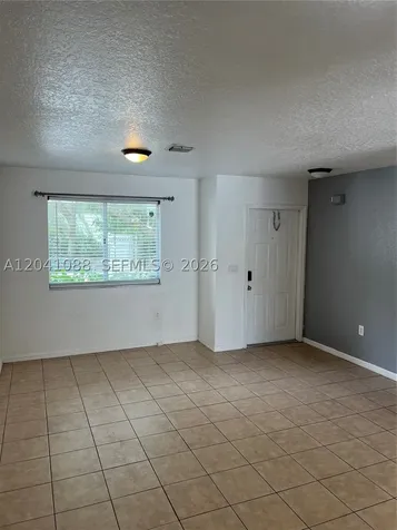 183 Hidden Ct Road Hollywood FL 33023