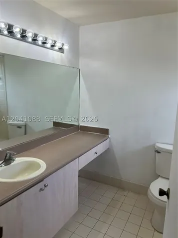 183 Hidden Ct Road Hollywood FL 33023