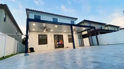 8719 W 33rd Avenue Hialeah FL 33018