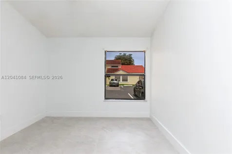 2513 San Remo Circle Homestead FL 33035