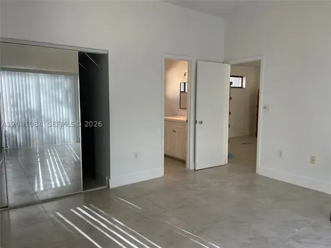 2513 San Remo Circle Homestead FL 33035