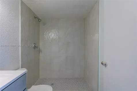 2513 San Remo Circle Homestead FL 33035