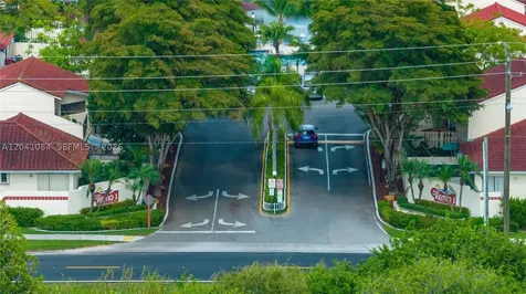 2513 San Remo Circle Homestead FL 33035
