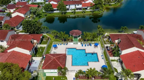 2513 San Remo Circle Homestead FL 33035
