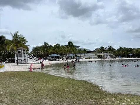 2513 San Remo Circle Homestead FL 33035