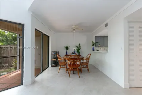 2513 San Remo Circle Homestead FL 33035