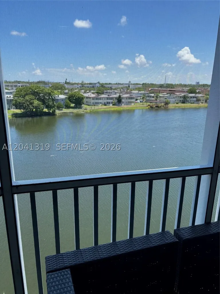 1750 NE 191st Street Miami FL 33179