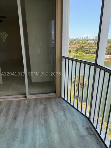 1750 NE 191st Street Miami FL 33179