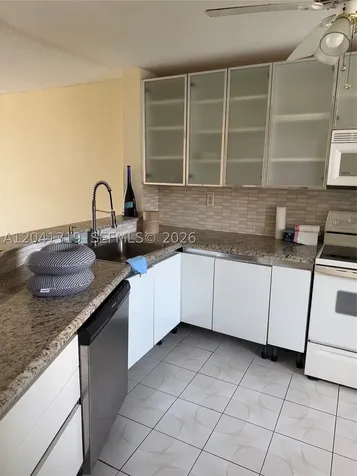 1750 NE 191st Street Miami FL 33179