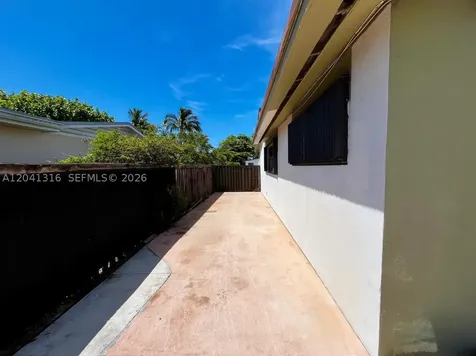 10015 SW 213th Terrace Cutler Bay FL 33189