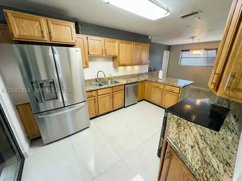 10015 SW 213th Terrace Cutler Bay FL 33189