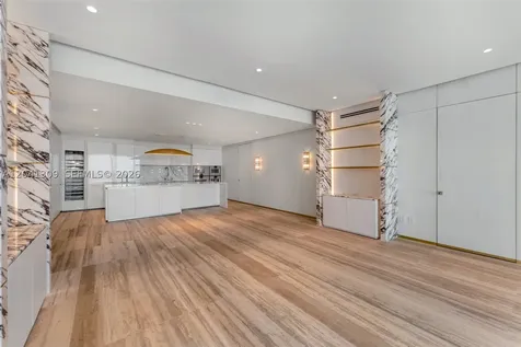 10201 Collins Avenue Bal Harbour FL 33154