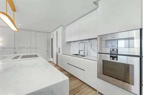 10201 Collins Avenue Bal Harbour FL 33154