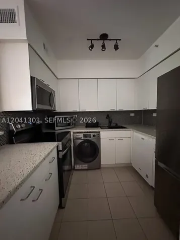 1500 Bay Road Miami Beach FL 33139