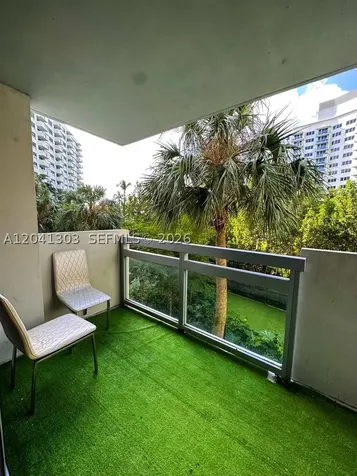 1500 Bay Road Miami Beach FL 33139