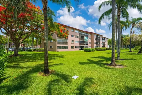 901 SW 138th Avenue Pembroke Pines FL 33027