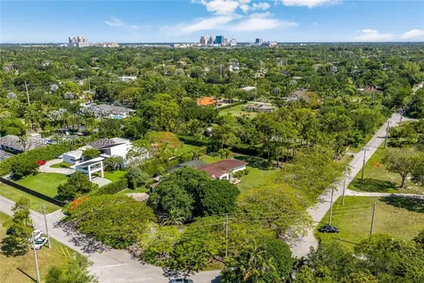 8480 SW 66th Street Miami FL 33143
