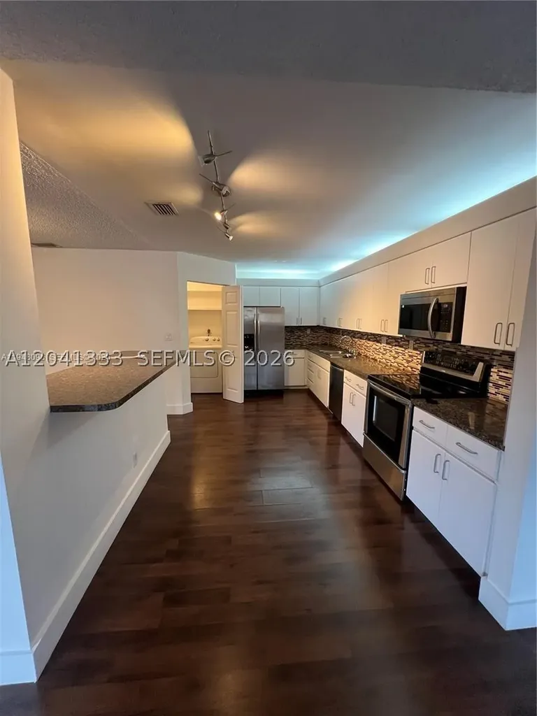 561 Racquet Club Road Weston FL 33326