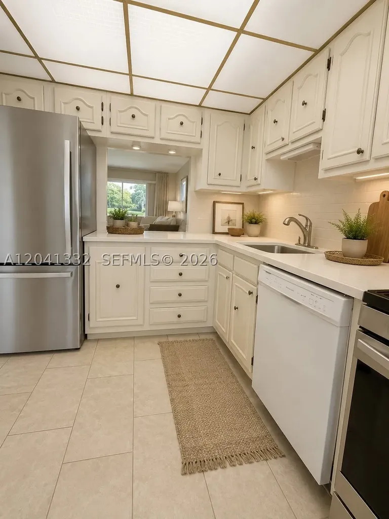 20 Abbey Lane Delray Beach FL 33446