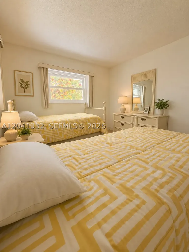 20 Abbey Lane Delray Beach FL 33446