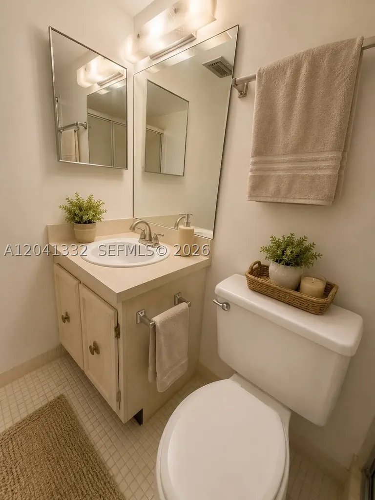 20 Abbey Lane Delray Beach FL 33446